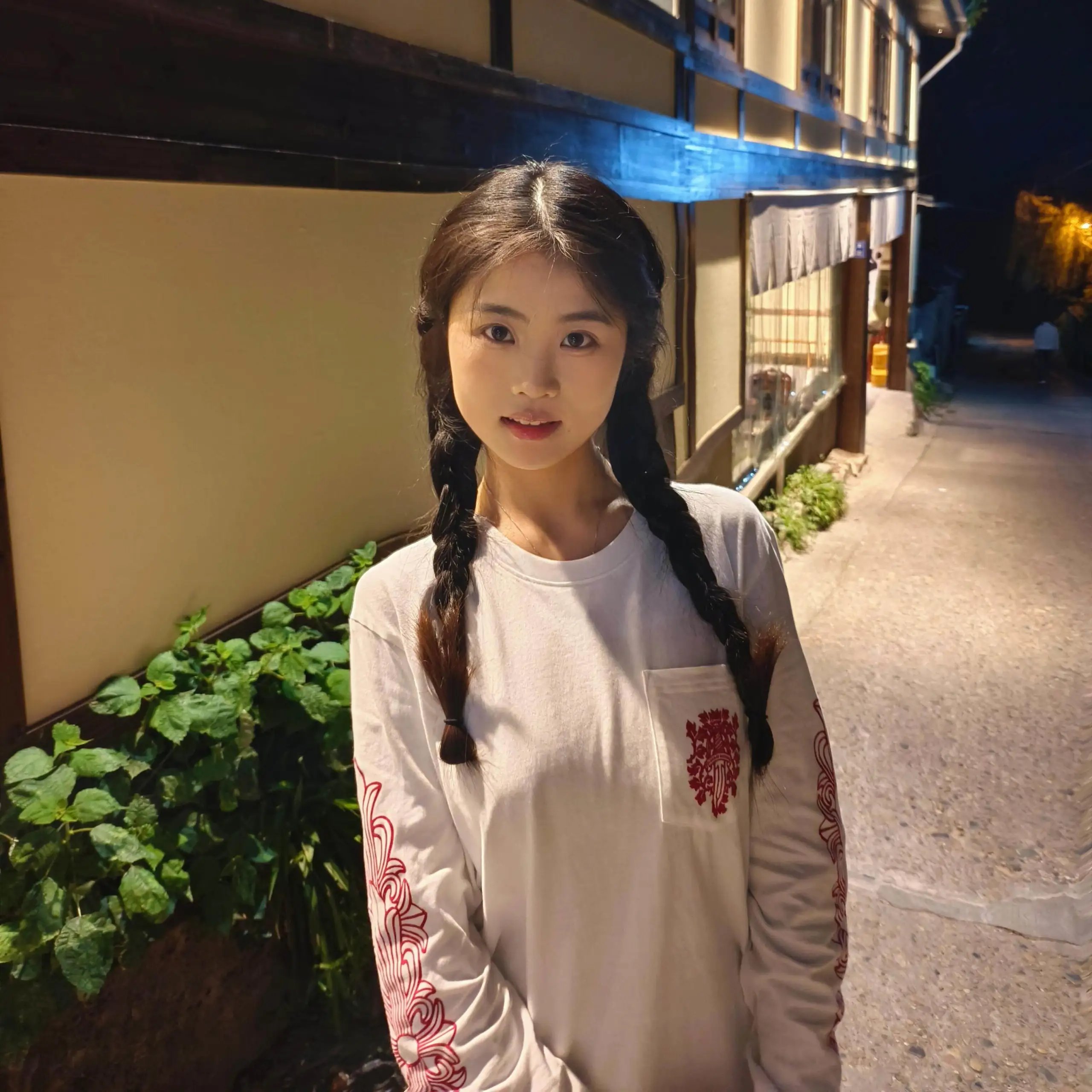 Design Embroidered Long Sleeve T-Shirt White with Red Floral Motif - 5