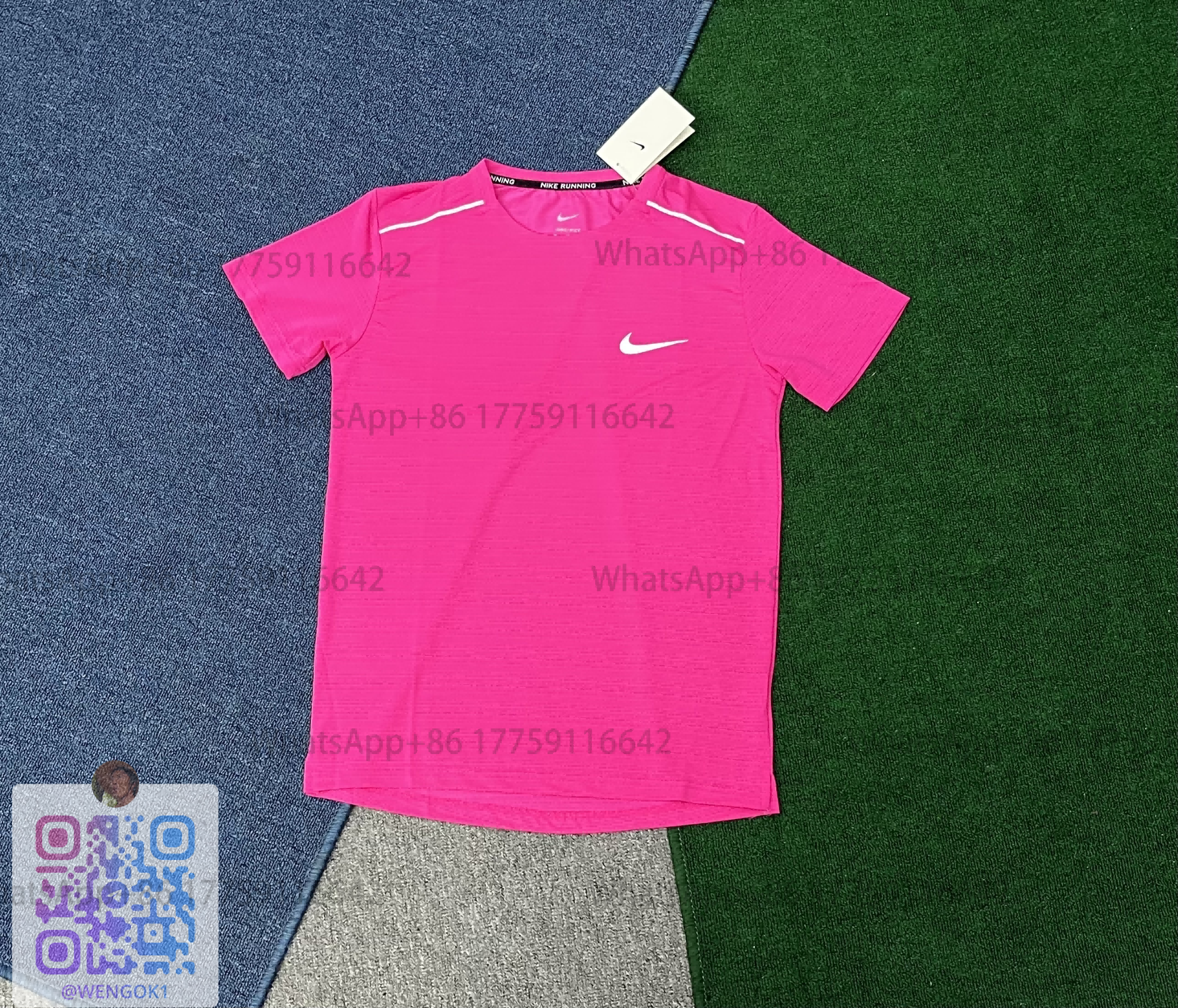Nike Running Dri-FIT Short Sleeve T-Shirt Pink