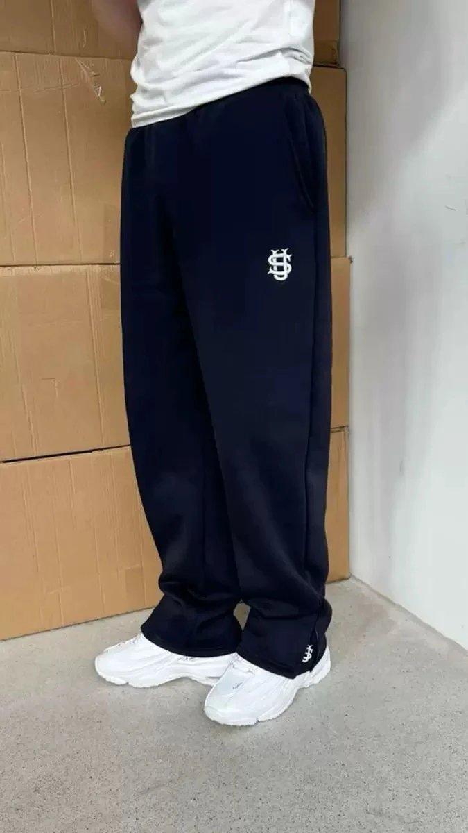 Unbranded Zip-Up Hoodies with Embroidered Chest Emblem image 10