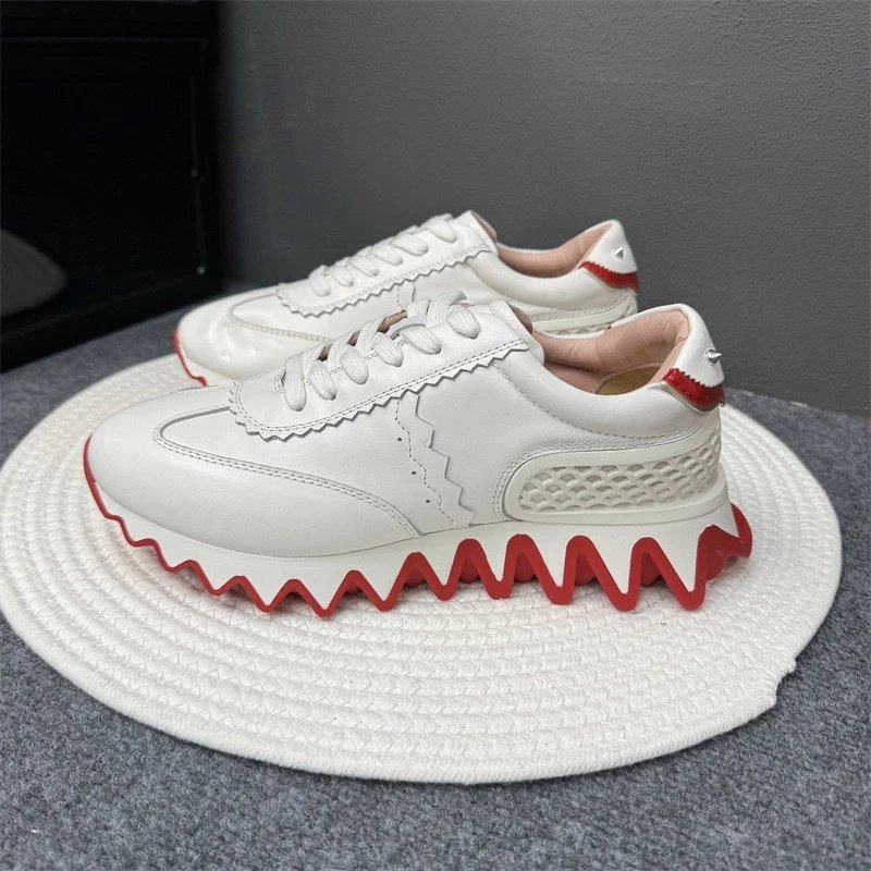 Christian Louboutin Sneakers Louis Junior Spikes low-top — White