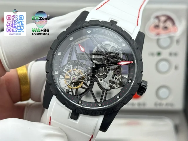 Roger Dubuis Multiple distinct watch models shown product detail image 3