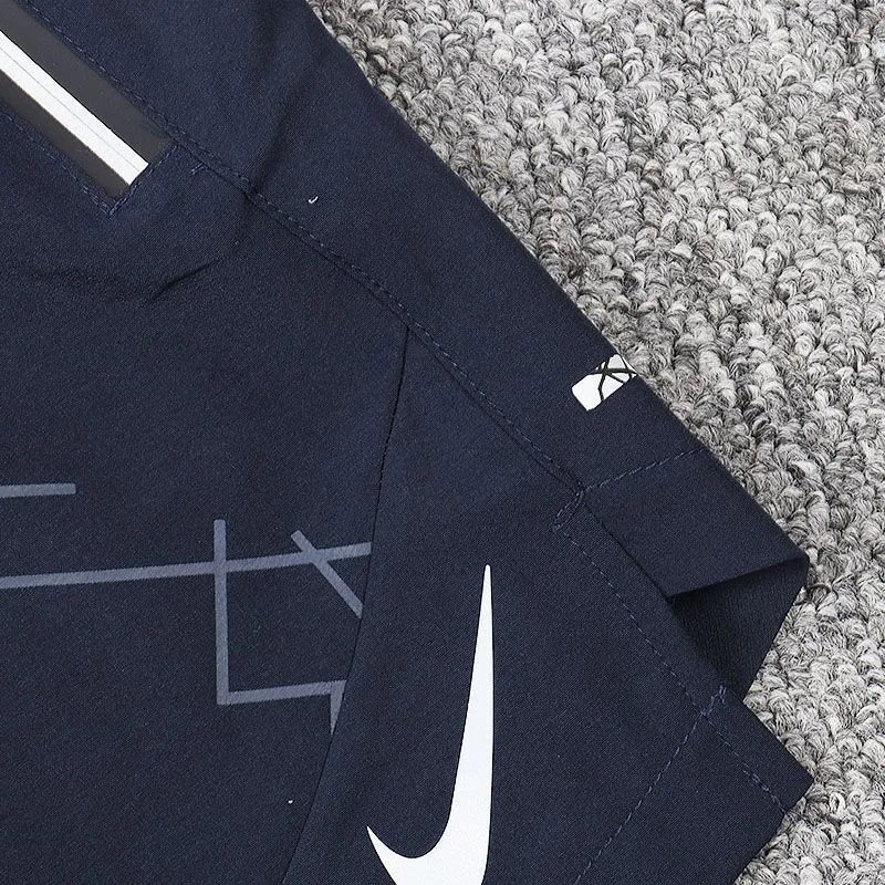 Nike Shorts Double-Layer Running with Reflective Zip Pockets image 10