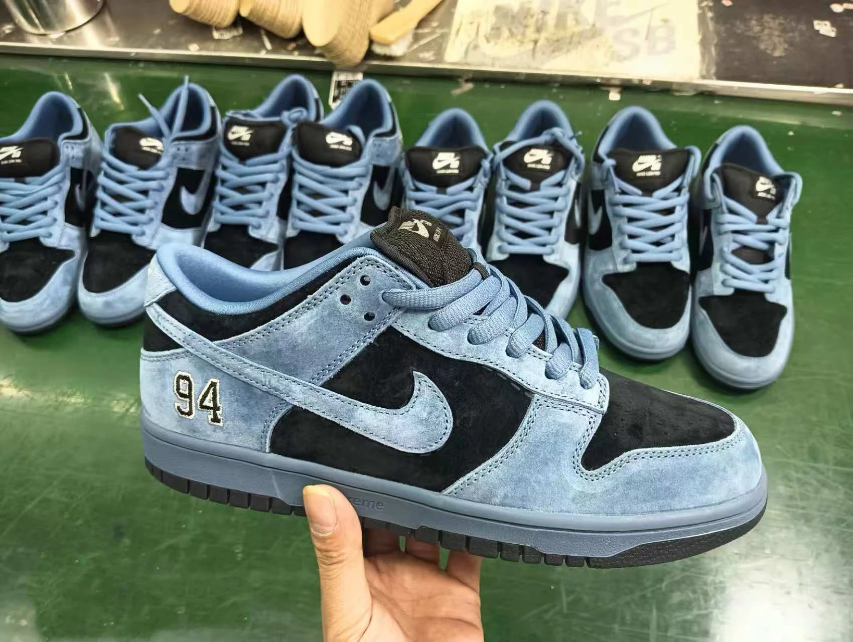 HQ8487-400 Supreme 94 Ocean Fog