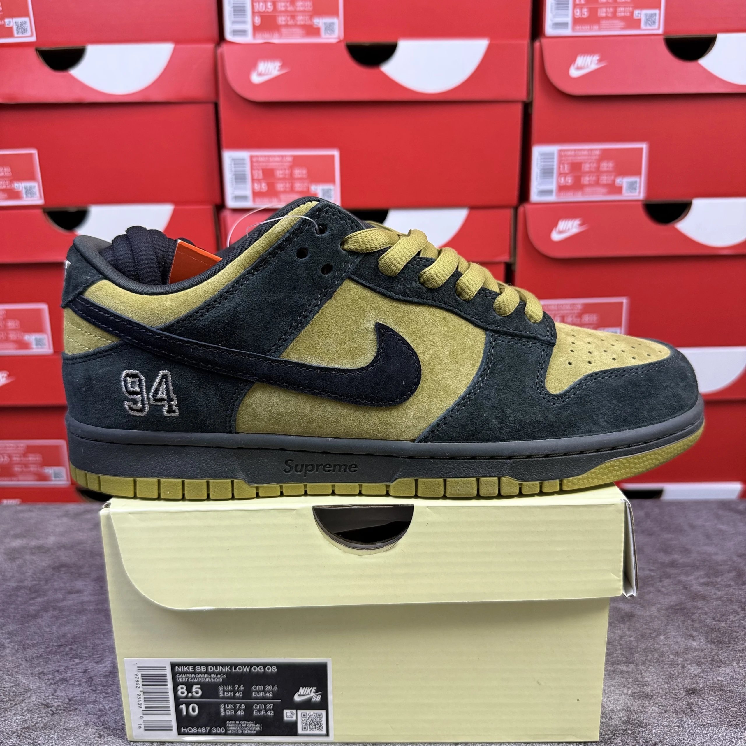 HQ8487-300 Supreme 94 Camper Green