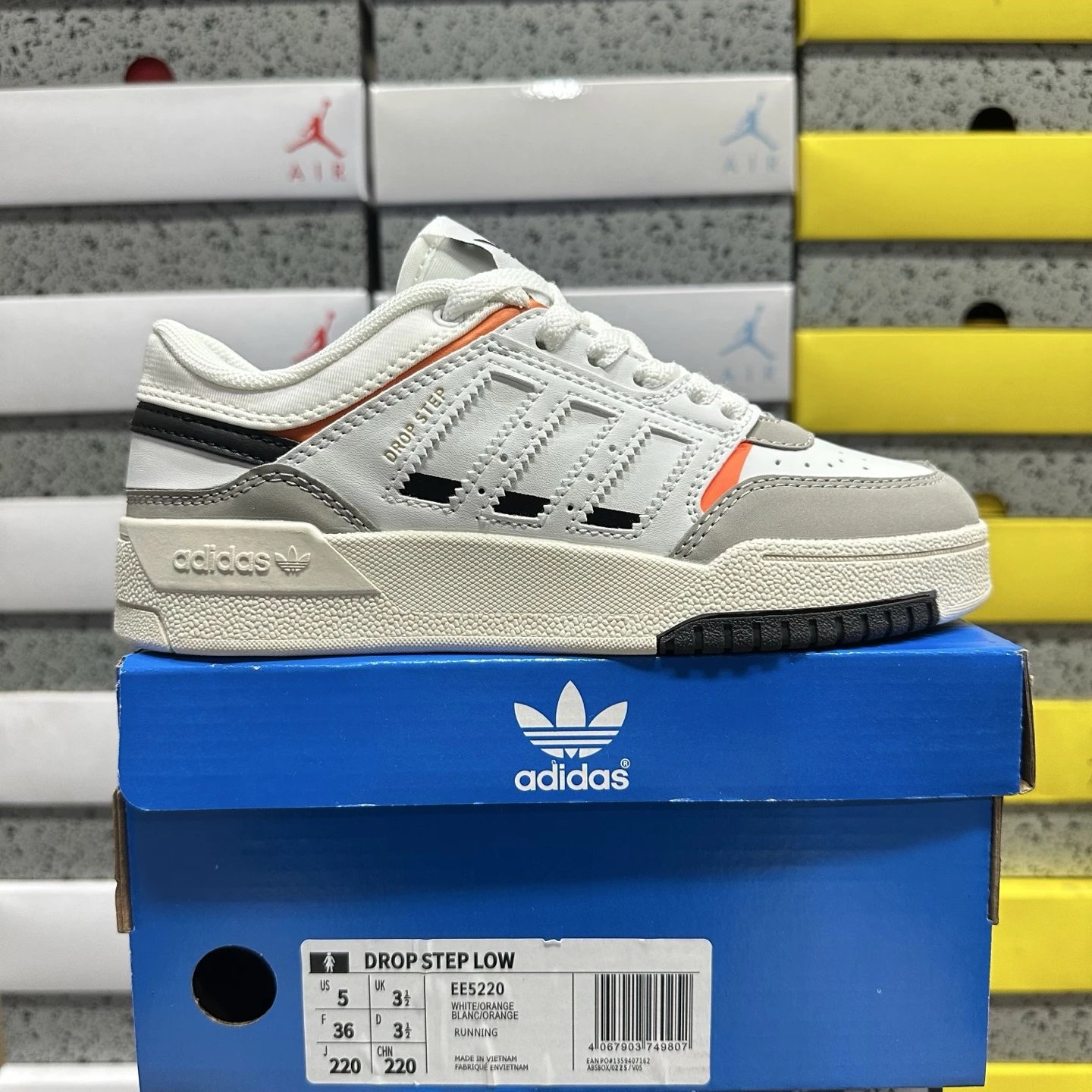 Adidas Multiple Drop Step models shown — EE5220