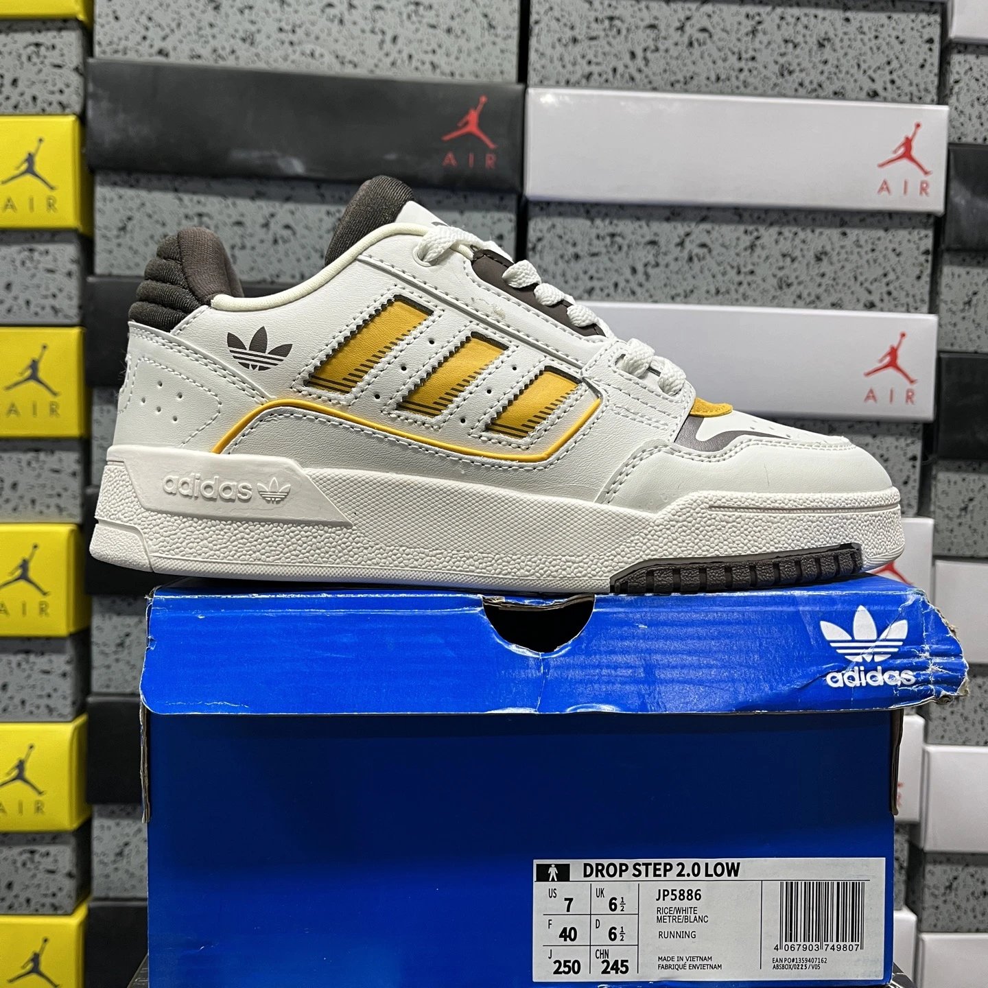 Adidas Multiple Drop Step models shown — JP5886