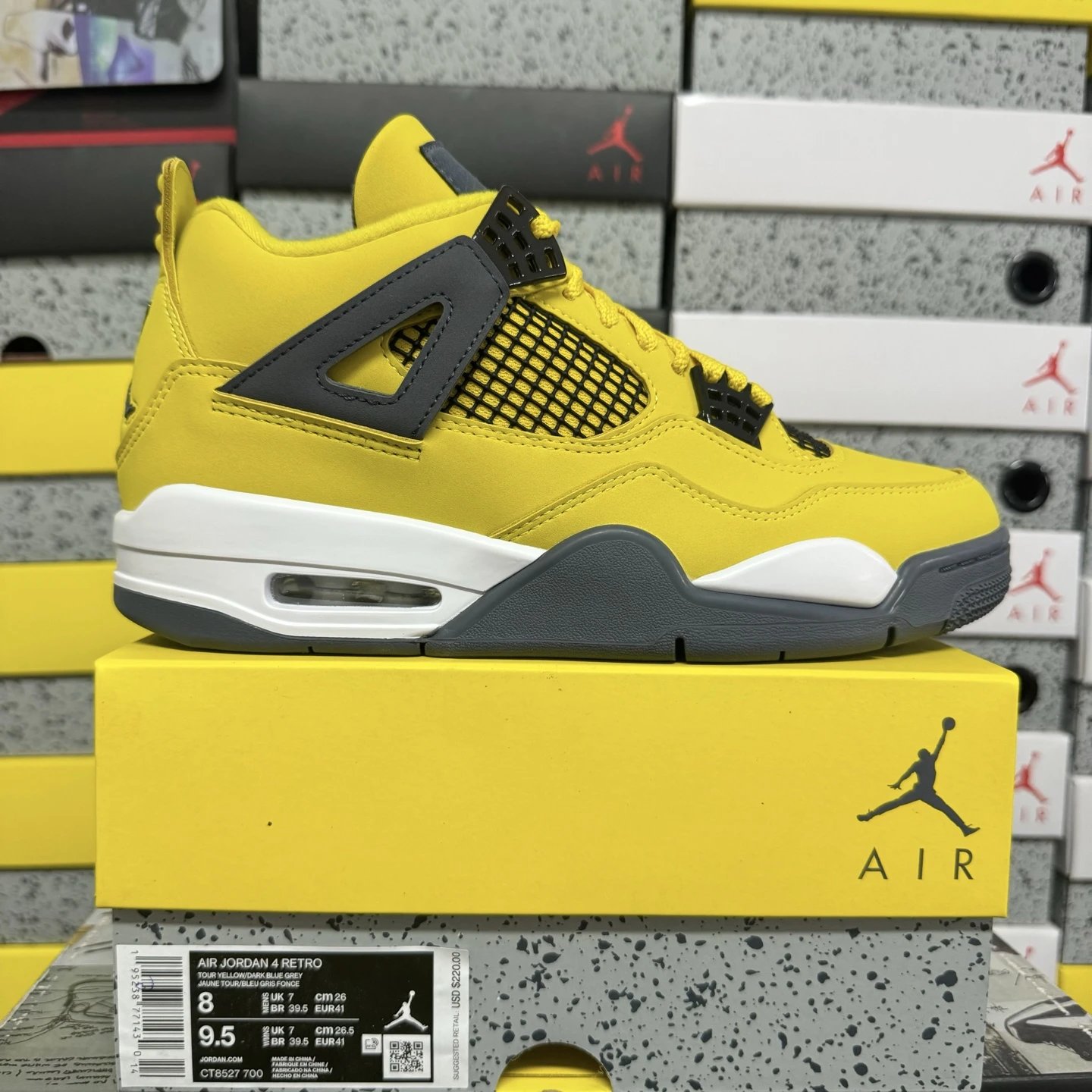 KZ AJ4 Black/Yellow Lightning [CT8527-700]