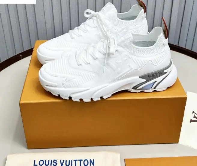 Louis Vuitton Sneakers Mesh Low-Top — 19