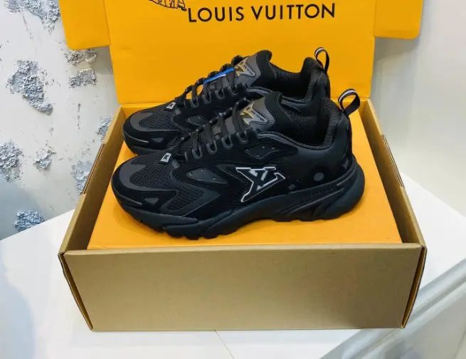 Louis Vuitton Sneakers Mesh Low-Top — 37