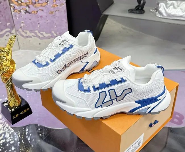 Louis Vuitton Sneakers Mesh Low-Top — 22