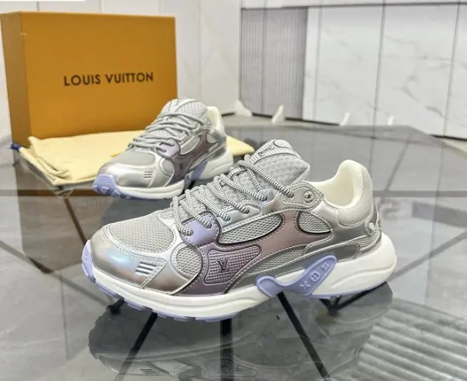 Louis Vuitton Sneakers Mesh Low-Top — 15
