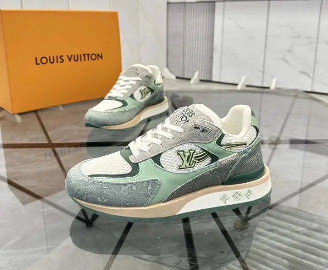 Louis Vuitton Sneakers Mesh Low-Top — 08