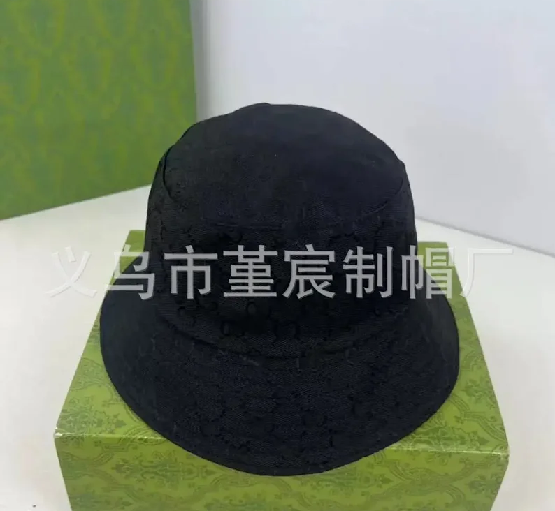 Black Small Brim G Letter