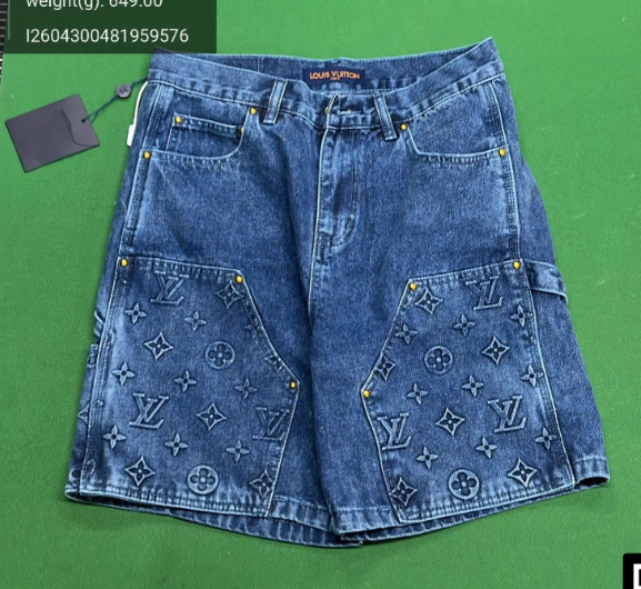 LV 02