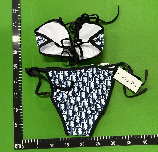 Victoria's Secret Underwear Rhinestone Logo Strap Bra and Thong Set product detail image 10