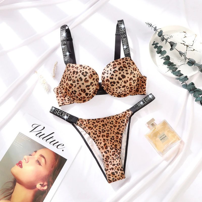Victoria's Secret Underwear Rhinestone Logo Strap Bra and Thong Set — Victorias Secret-12