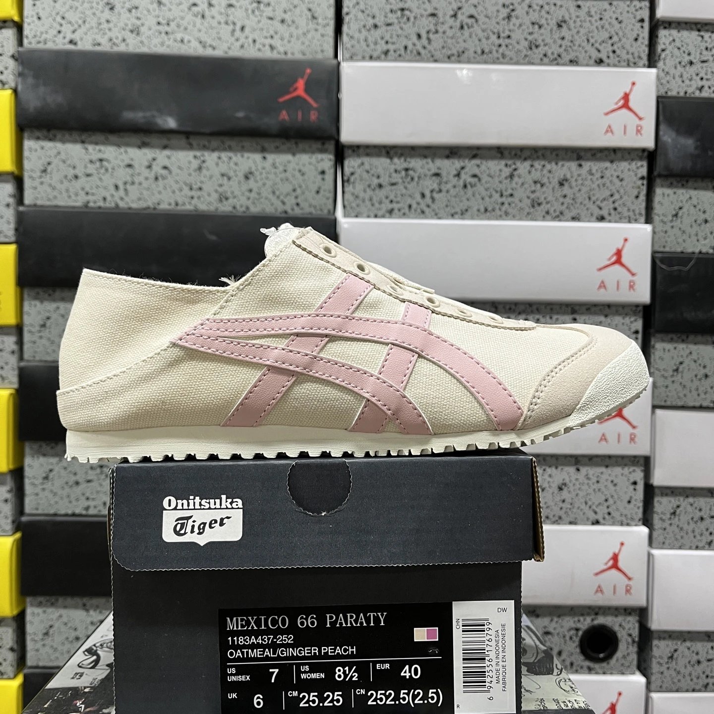 1183A437-252