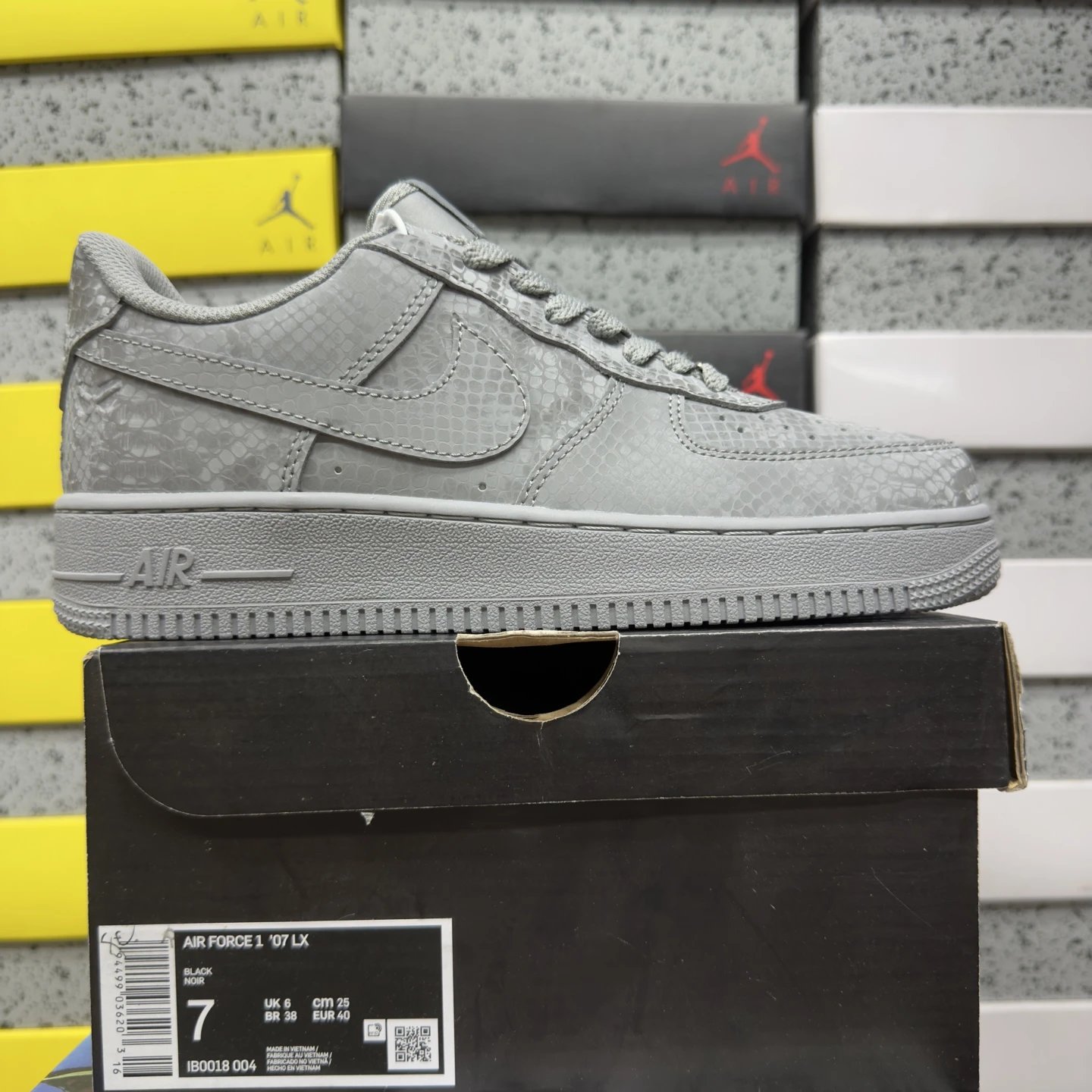Nike Air Force 1 07 LX Grey Snakeskin IB0018-004