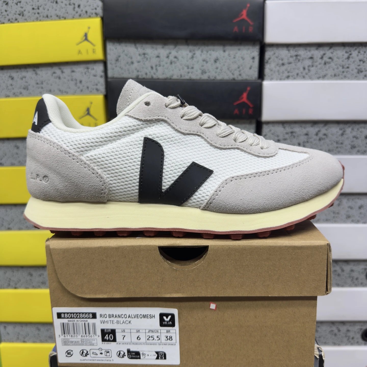 RB0102866B