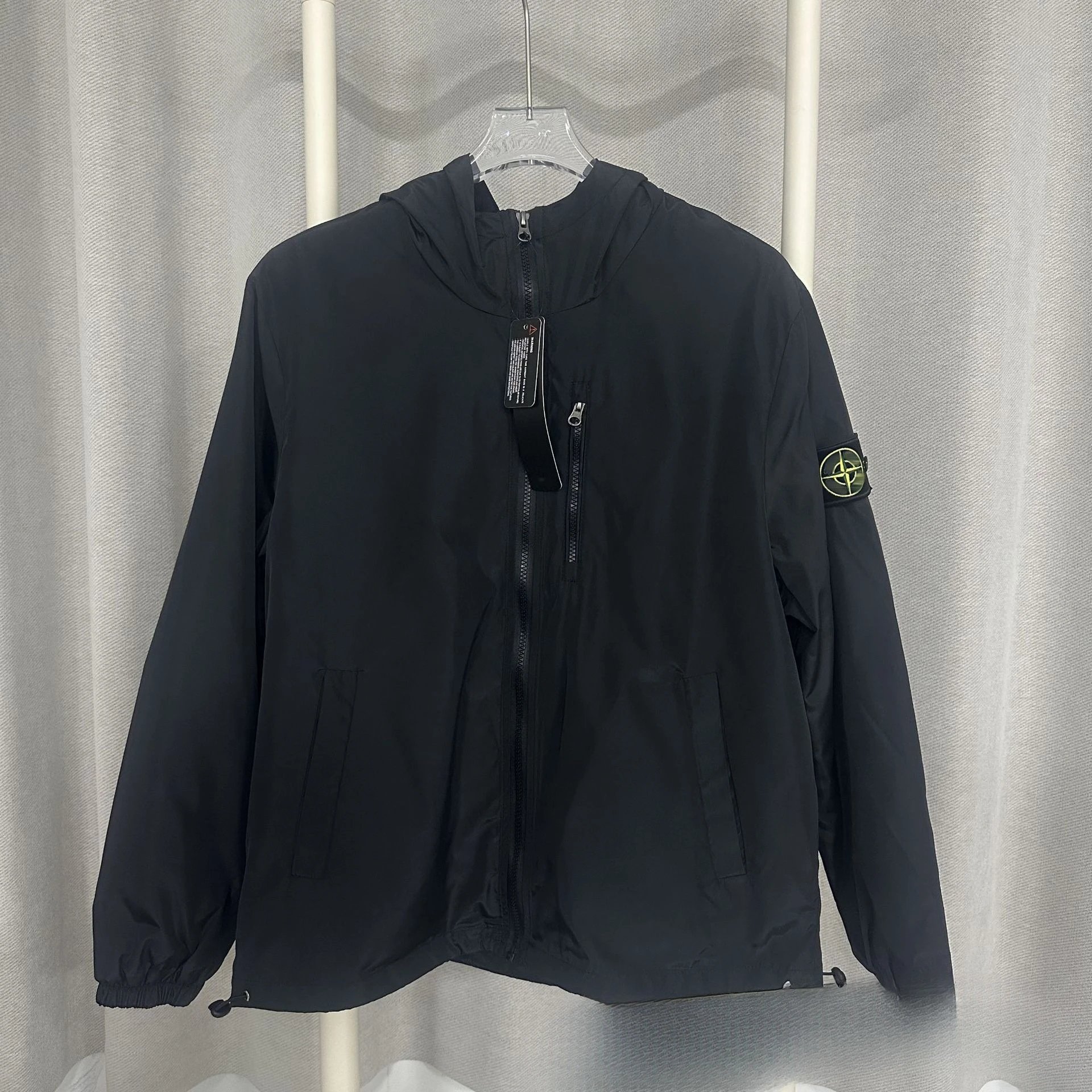 01-stone island
