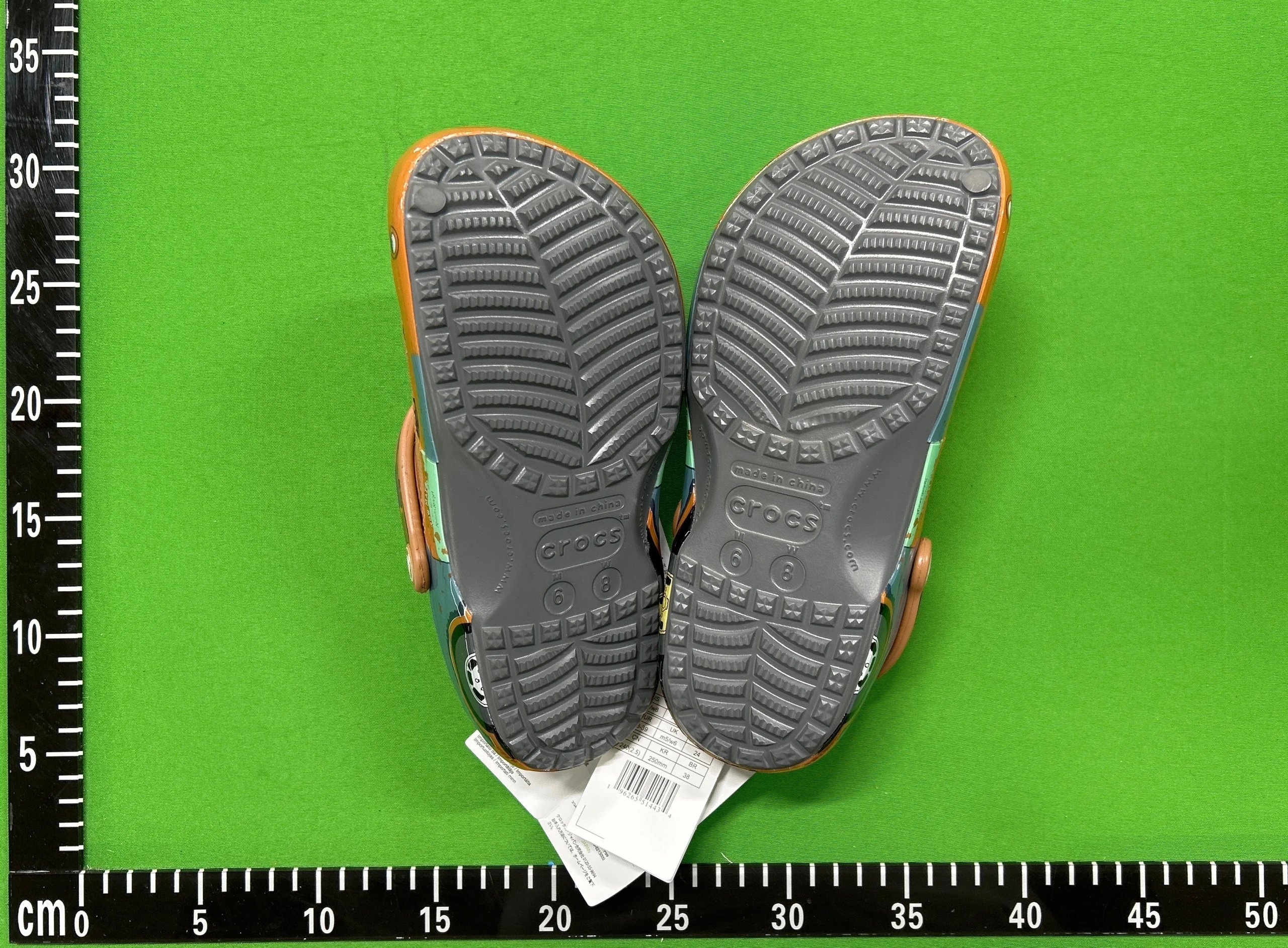 Crocs Classic Clogs - 5/64