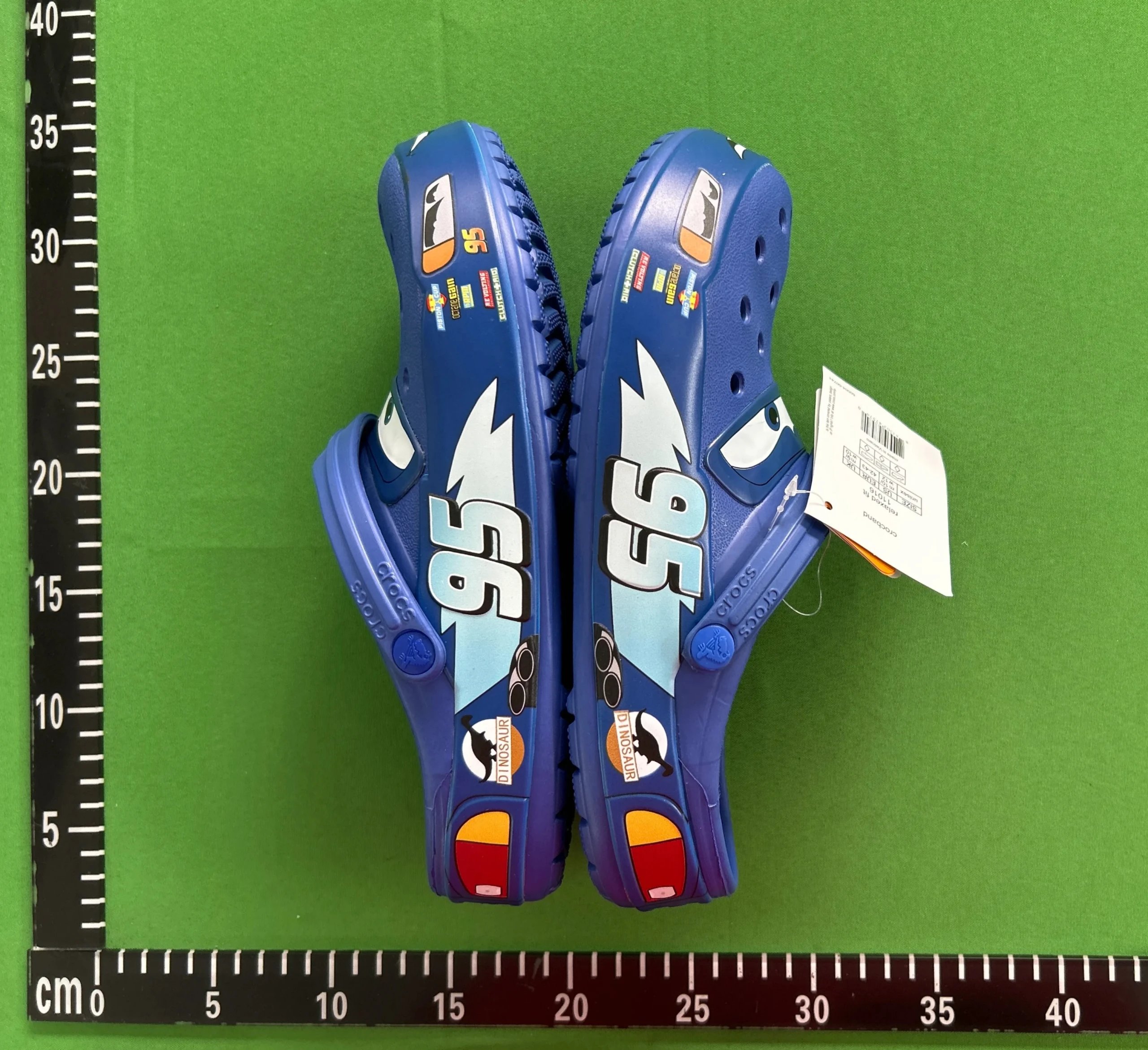 Crocs Classic Clogs - 18/64