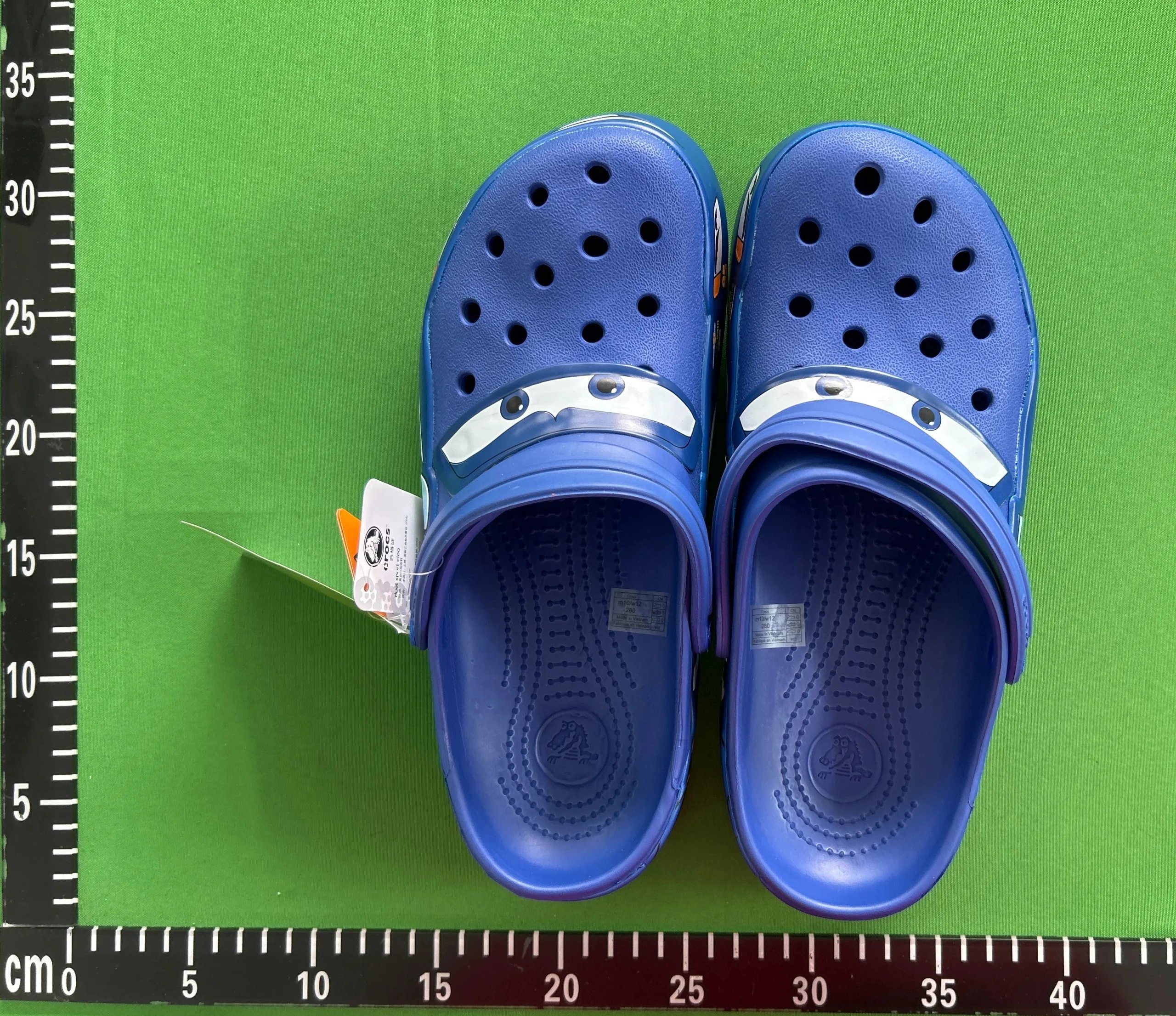Crocs Classic Clogs - 16/64