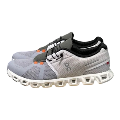 ON CLOUD SHOES