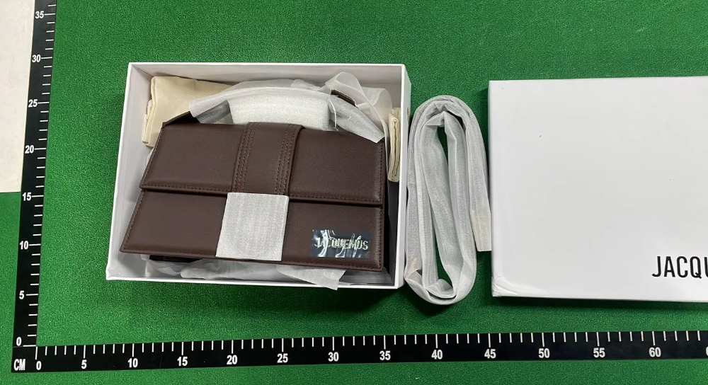 Jacquemus Crossbody Bags Structured flap top-handle bag image 2