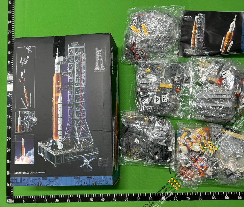 LEGO FIFA World Cup Official Trophy 43020 Building Set image 10