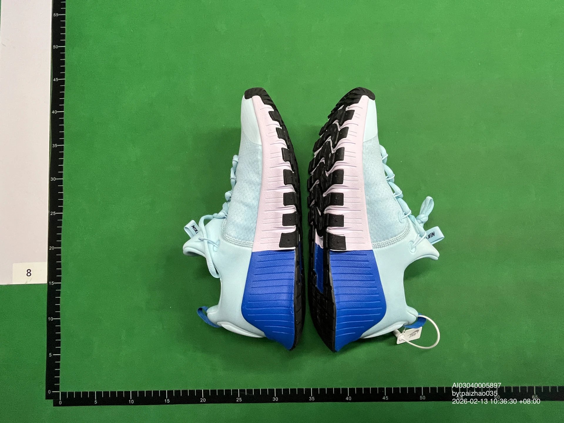 Nike Sneakers Free lace-up image 2