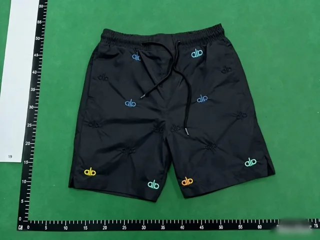 Alo Shorts Logo-Embroidered Athletic product detail image 2