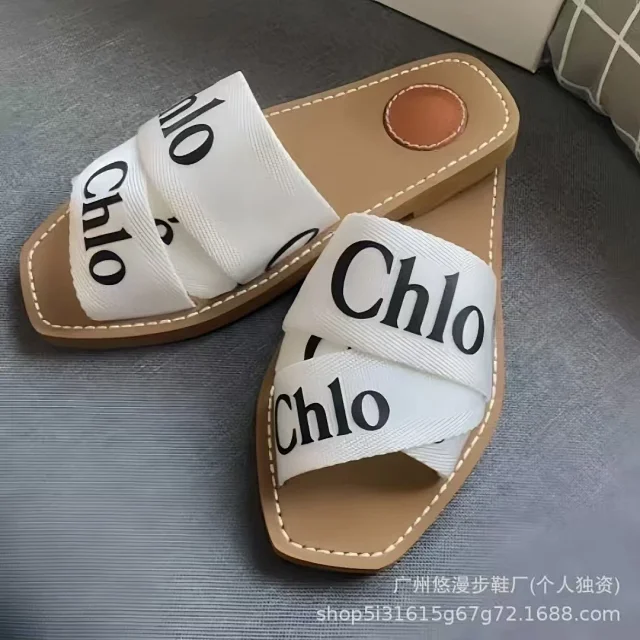 Chloé Sandals Logo Strap Slide product detail image 10