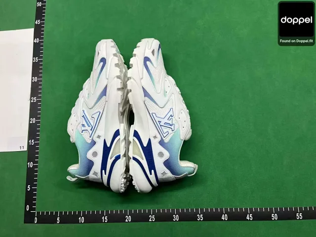 Louis Vuitton Sneakers Mesh Low-Top product detail image 5
