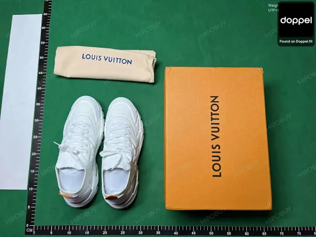 Louis Vuitton Sneakers Mesh Low-Top product detail image 21