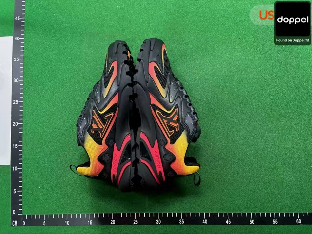 Louis Vuitton Sneakers Mesh Low-Top product detail image 2