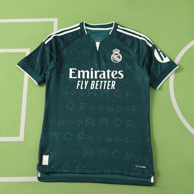 2627 Real Madrid away player version