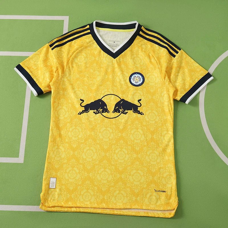 2627 season Leeds United F.C. away Player version