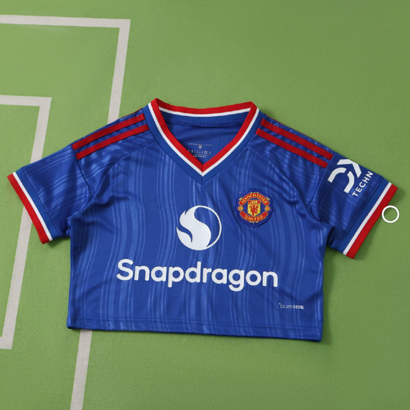 2627 season Manchester United F.C. away Cropped Jersey