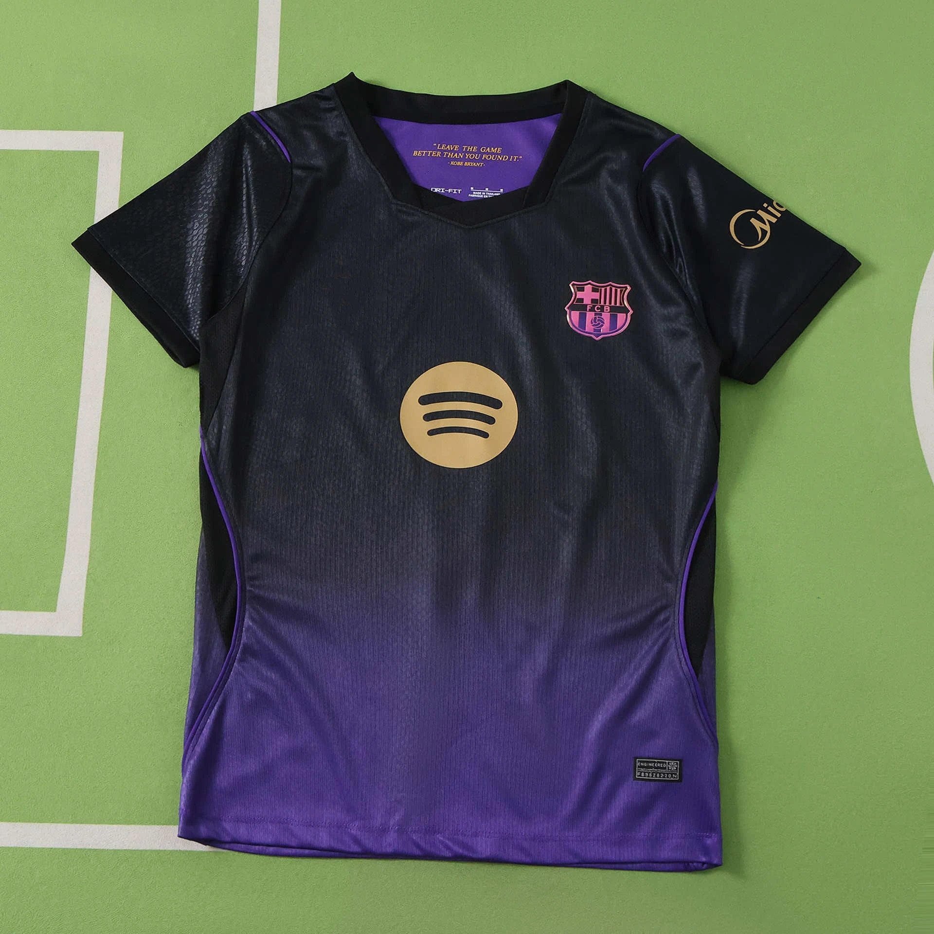 2627 Barcelona away women's clothing