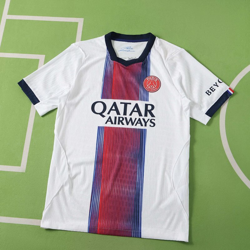 2627 season Paris Saint-Germain F.C. away Player version