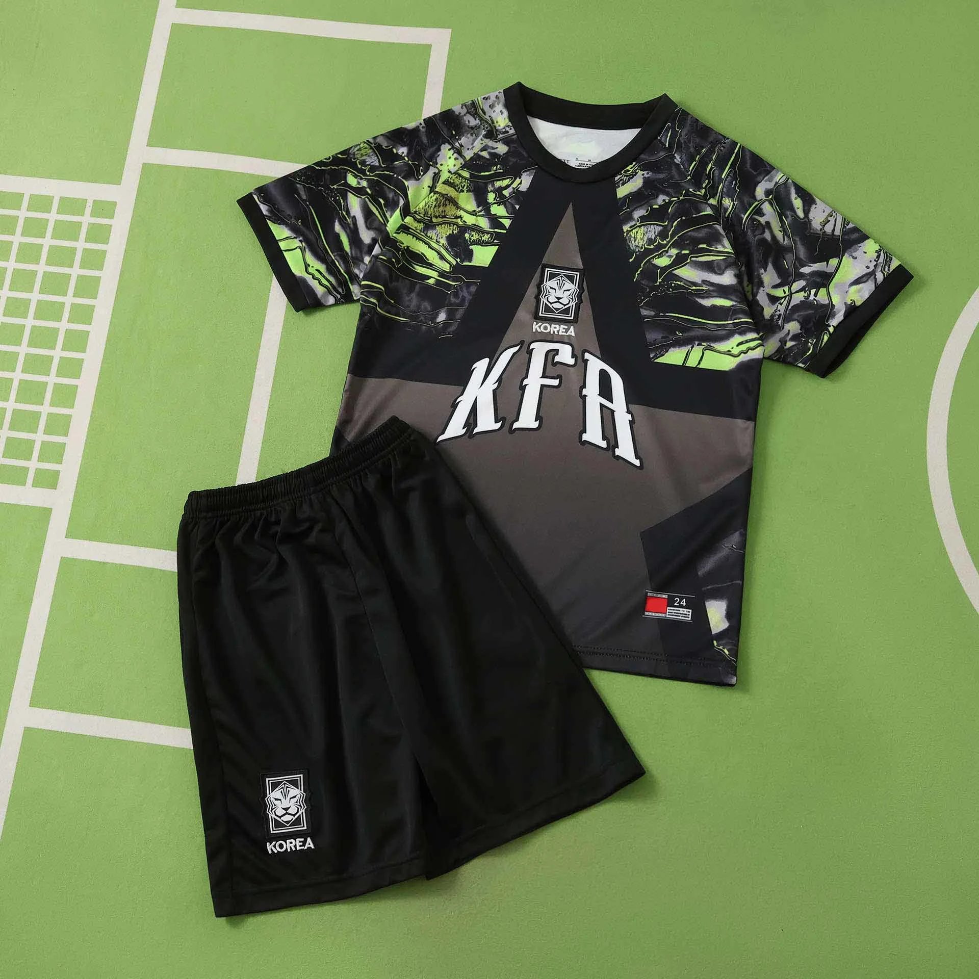 2026 Korea Black Green Goalkeeper Kids Jersey (Please note customization info when placing order, messages are not counted)