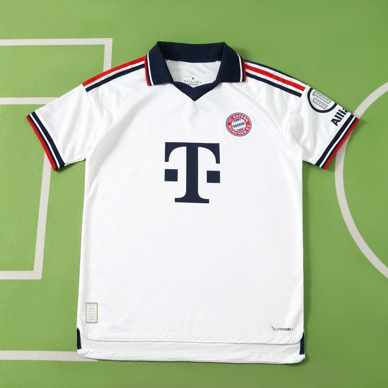 2627 season Fußball-Club Bayern München away Player version