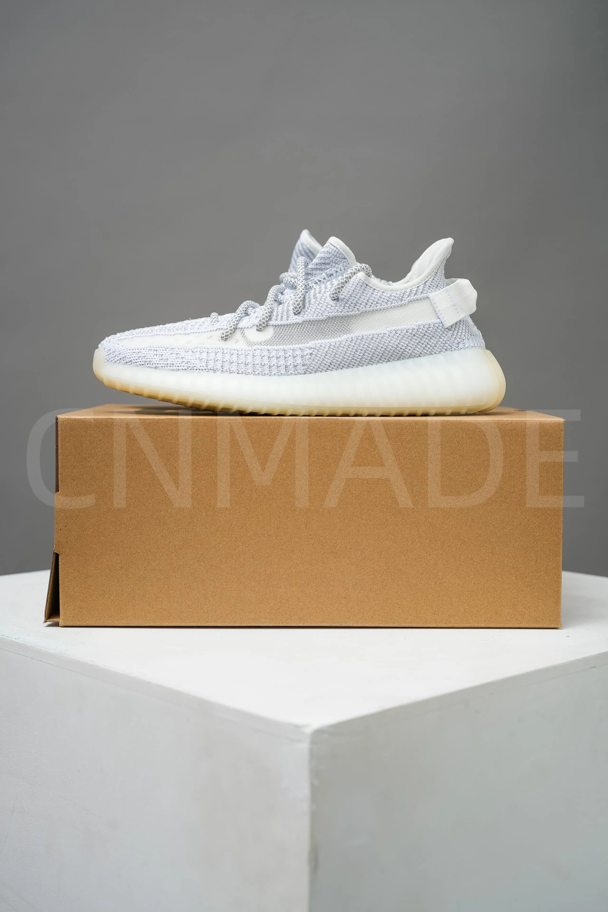 Yeezy Boost 350 V2