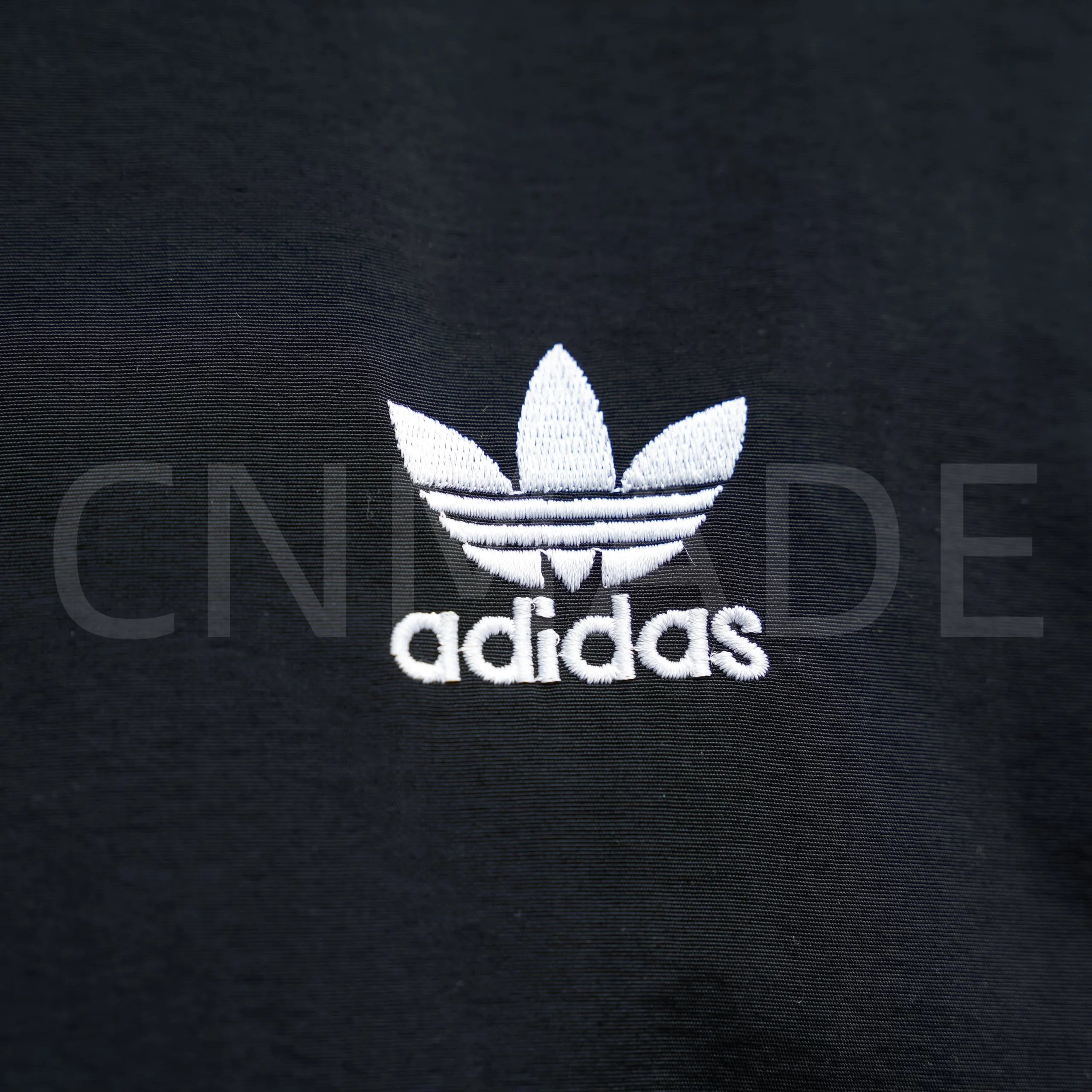 Adidas Originals Windbreaker Navy Blue with Light Blue Stripes Jacket Outerwear - 45