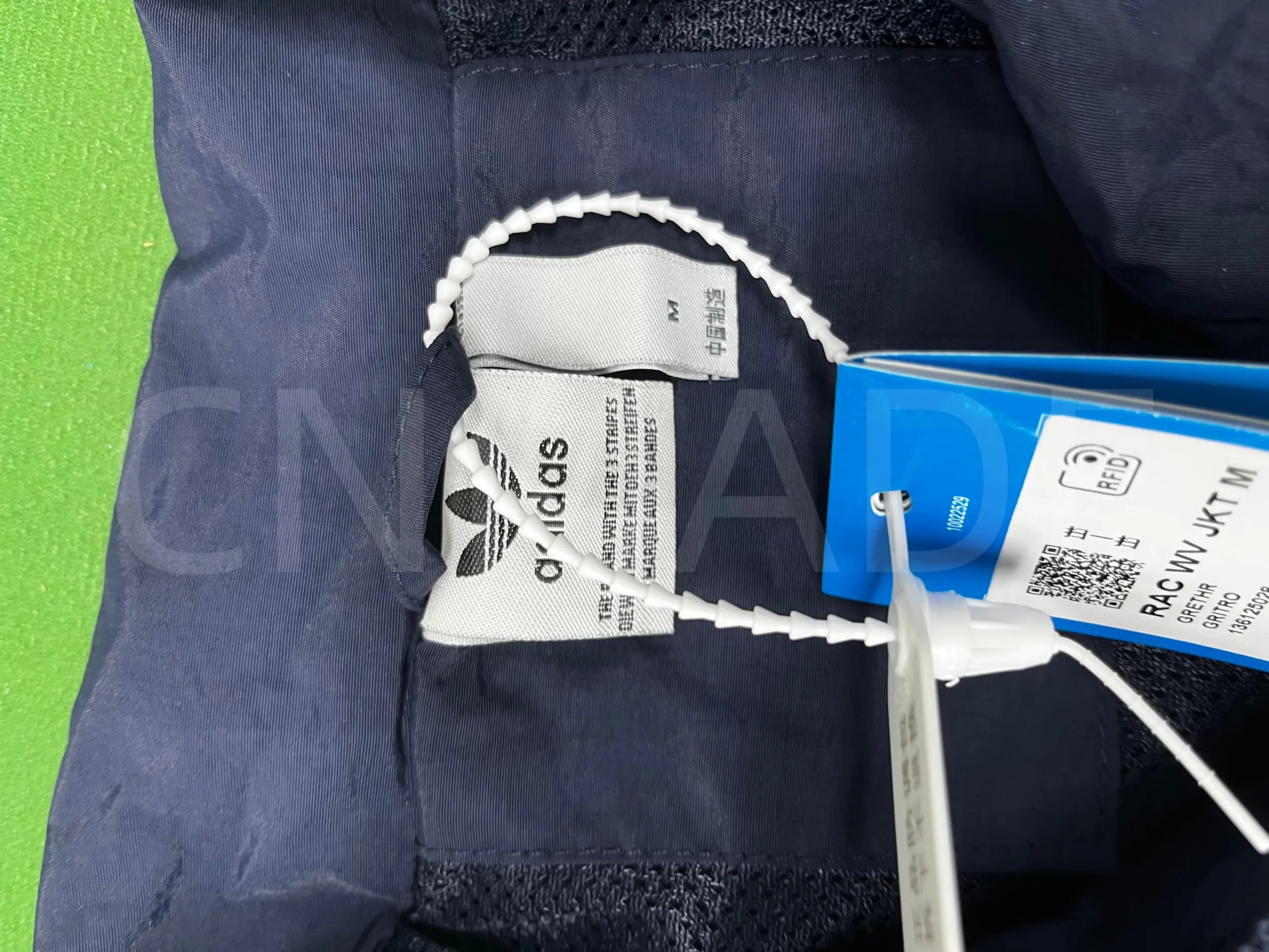 Adidas Originals Windbreaker Navy Blue with Light Blue Stripes Jacket Outerwear - 17