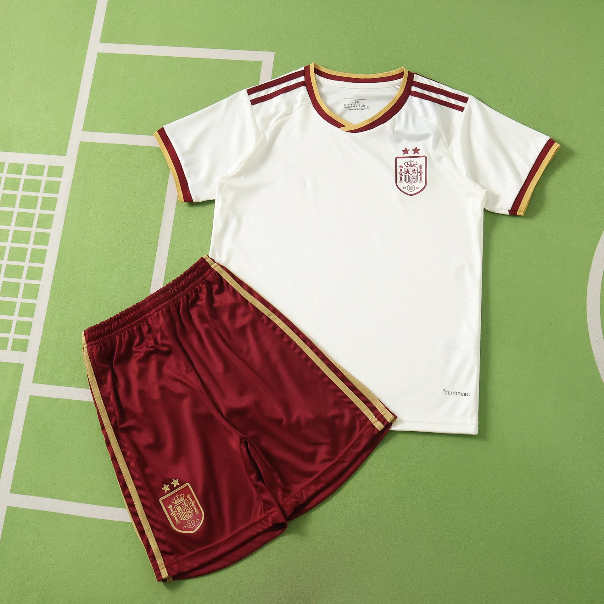 2026 Spain away children's clothing two stars (please note customization information when placing the order, sending messages does not count)