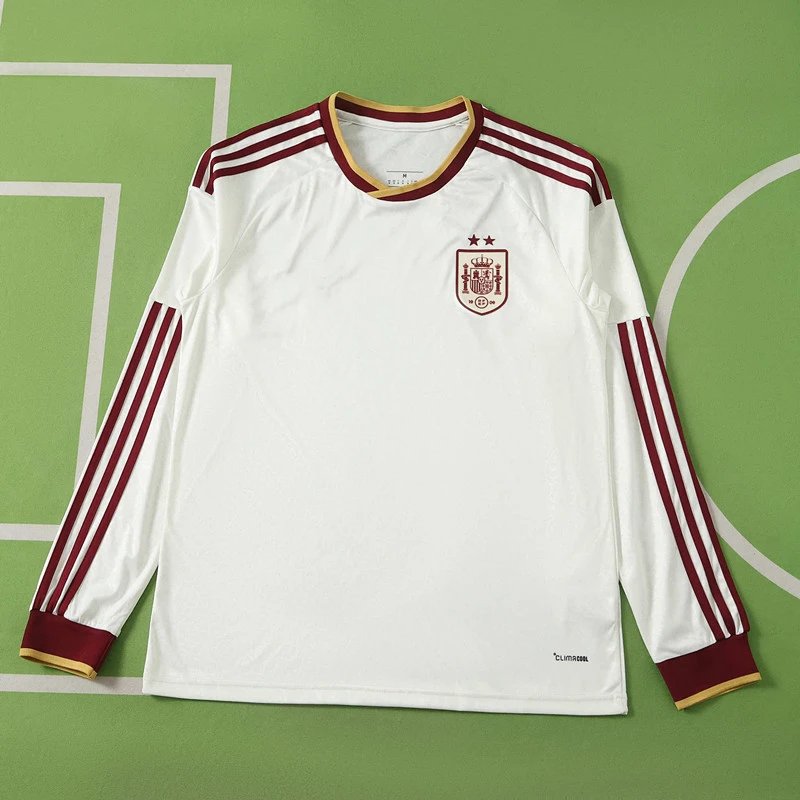 2026 Spain away long sleeved Thai version two stars (please note customization information when placing the order, messages are not included)