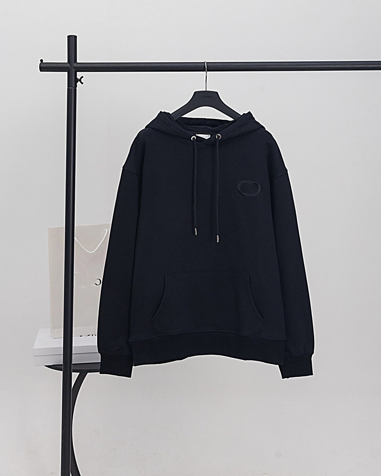 CD Black 01