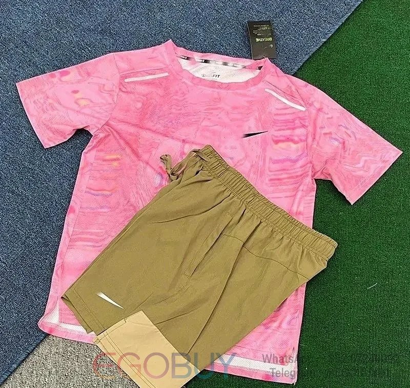 Nike Matching Sets Men's short-sleeve performance T-shirt and shorts set — Athletics short-sleeve pink pink D975 khaki